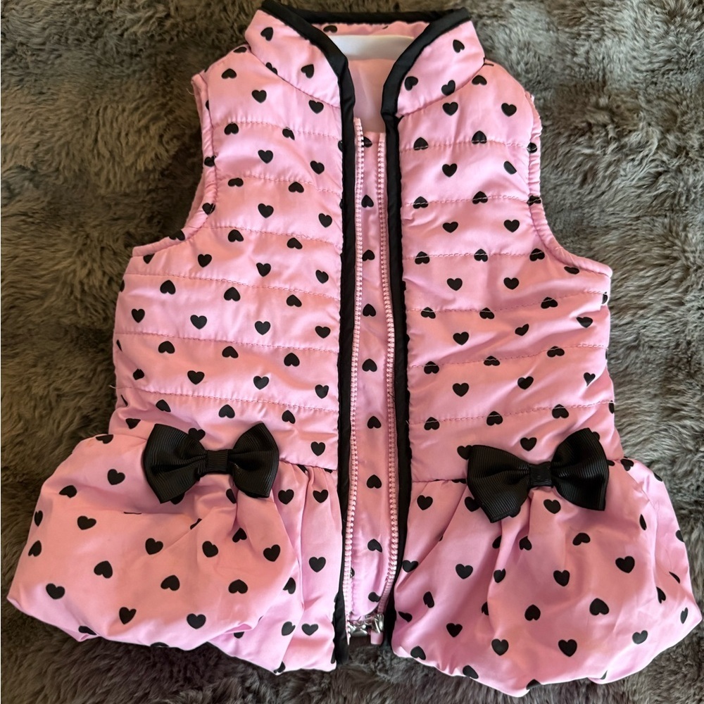 Kids headquarters heart vest pink and black size 12M